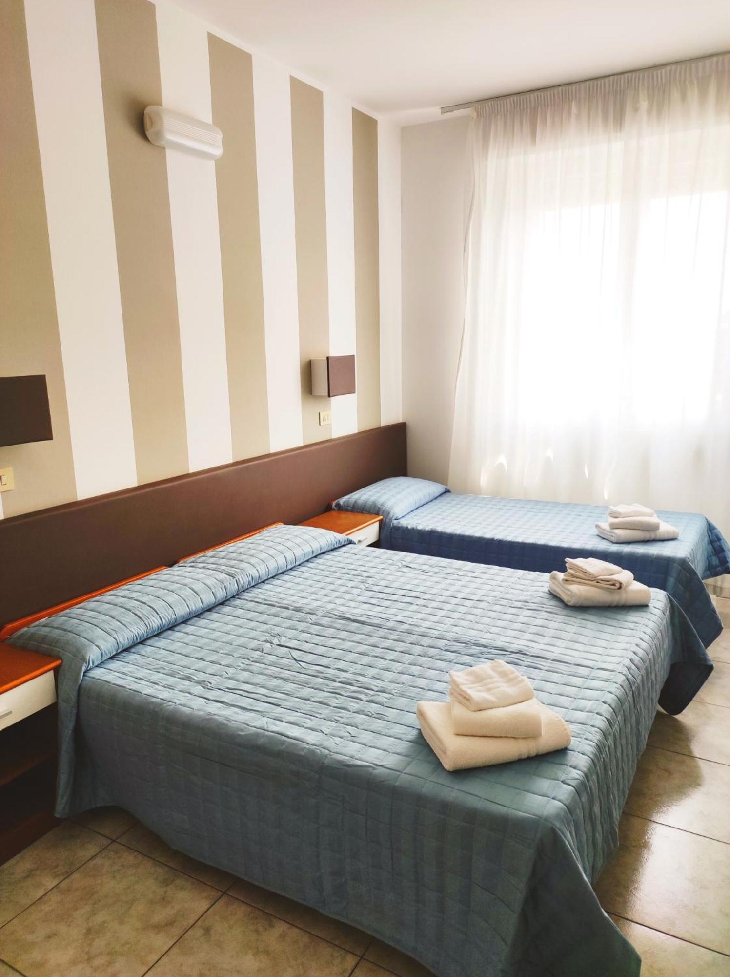 Hotel Ca Vanni Rimini Room photo
