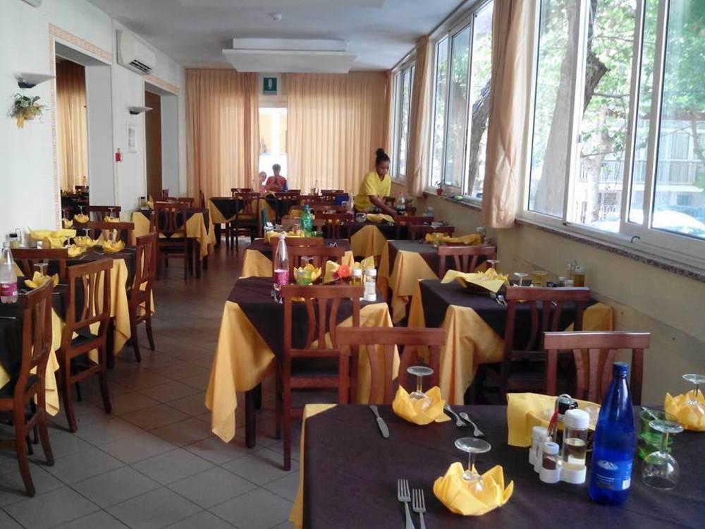 Hotel Ca Vanni Rimini Exterior photo